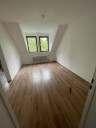Bruckhausen: 4-Zimmer-Dachgeschoss-Wohnung sucht Nachmieter! - Duisburg