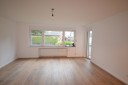 Erstbezug nach Komplettsanierung! Sehr schne und helle Erdgeschosswohnung mit Balkon! - Duisburg